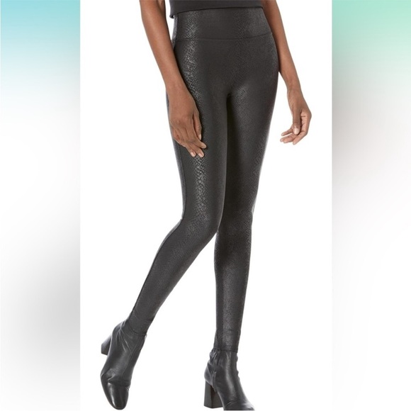 SPANX Pants - Spanx SPANX Pants Faux Leather Matte Snake Leggings Black size Large New